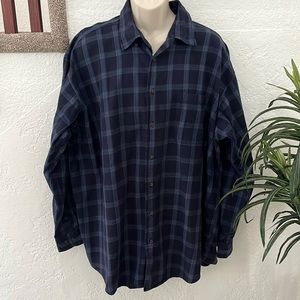 IZOD Men’s Big & Tall Long Sleeve Business Shirt 100% Cotton Button Down EUC 2XL